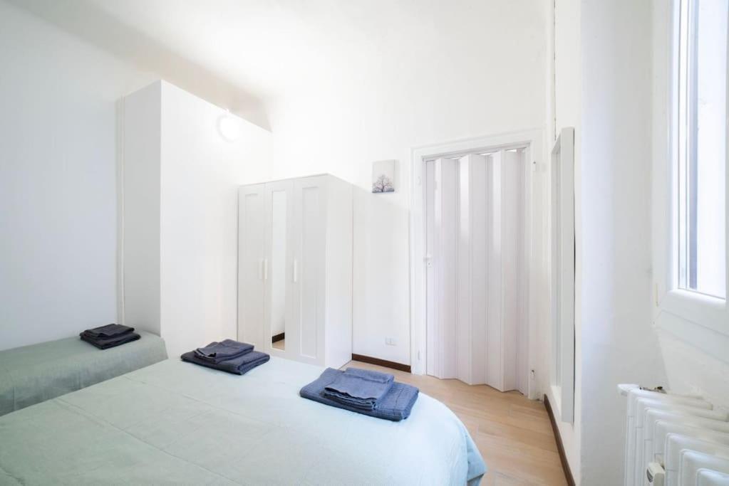 Apartment 4 Stops From The City Center Milan Exterior photo