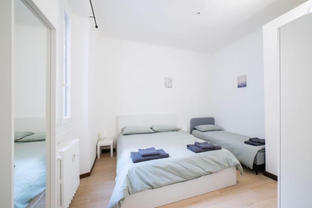 Apartment 4 Stops From The City Center Milan Exterior photo